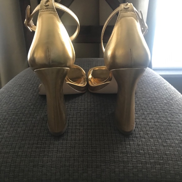 Gold Platform Heels - Picture 2 of 4